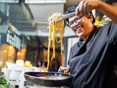 10 Indian Female Chefs That Our Nation Is Proud Of Dusbus