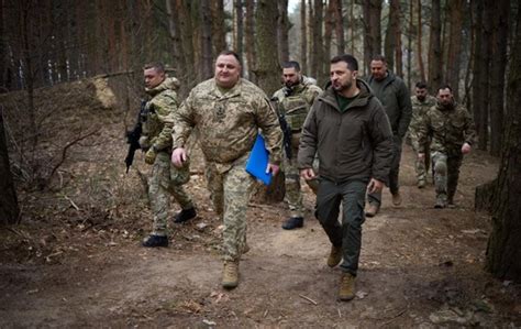 Зеленський зустрівся з військовими на Сумщині