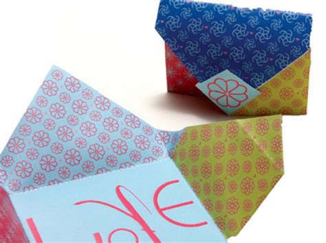 How to Fold an Origami Love Letter — Video Tutorial - Craftfoxes