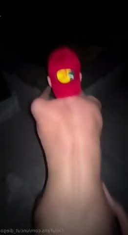 College Guys Fuck On Rooftop