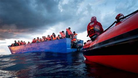 Más De 40 Muertos En Un Nuevo Naufragio Frente A La Isla Italiana De