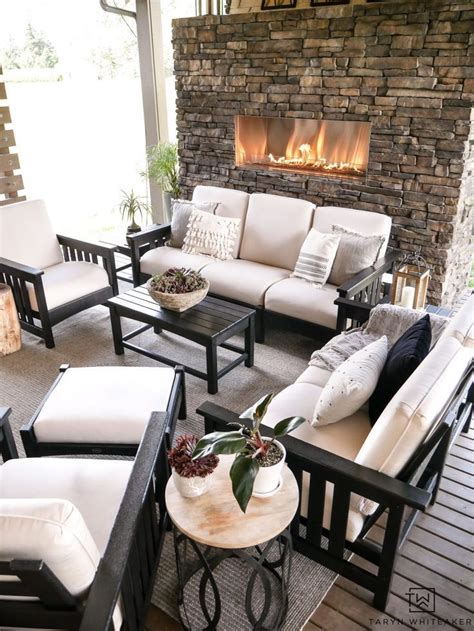 New Black and White Outdoor Patio Furniture With Stone Fireplace ...