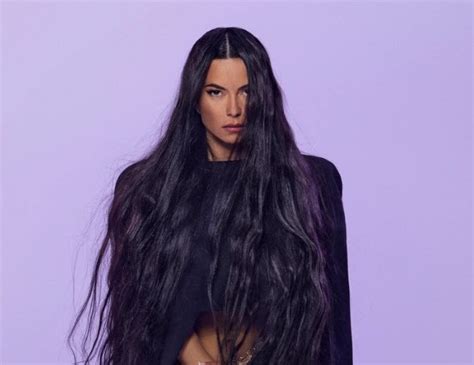 FOTO Inna în ipostaze mai mult decât HOT A pozat fără chiloți Shok
