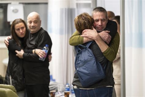 Israeli forces rescue 2 hostages in a dramatic raid that kills dozens ...