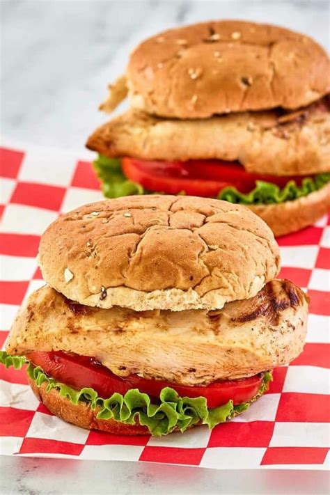 Chick Fil A Grilled Chicken Sandwich Recipe - CopyKat Recipes