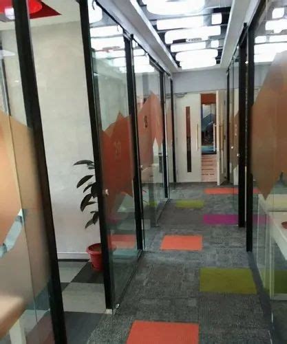 Single Glazed Aluminum Hinged Office Partition At Rs 300 Square Feet