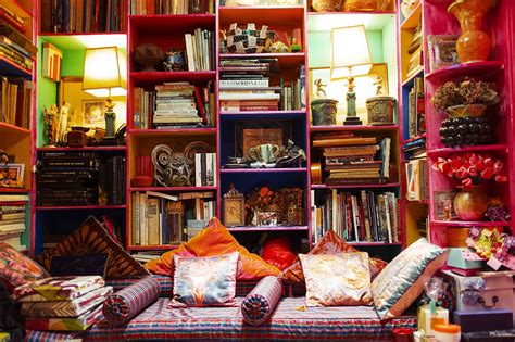 Zandra Rhodes Wacky House I Love How These Shelves Are Crammed With