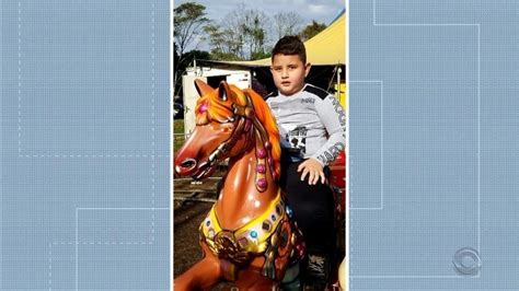 Polícia investiga circunstâncias de morte de menino de 8 anos após