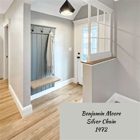 Small Entryway Idea With Glass Wall Small Entryways Mudroom Paint