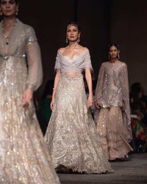 Tarun Tahiliani Unveils His Bridal Collection The Painterly Dream Shaadiwish