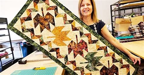 Fall Leaves Quilted Table Runner With Donna Jordan Diy Joy