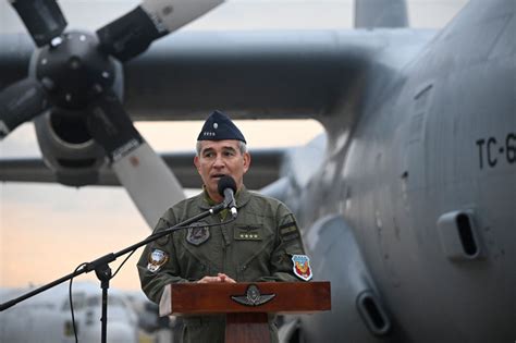 El C 130H Hercules TC 60 arribó a la I Brigada Aérea Argentina gob ar