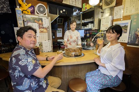 【東京・大衆酒場の名店】門前仲町「大坂屋」の“牛にこみ”を三日月型カウンターで堪能する噺 Getnavi Web ゲットナビ