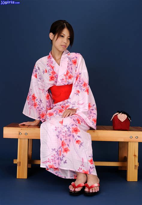 AsiaUncensored Japan Sex Karen Misaki 美咲カレン Pics