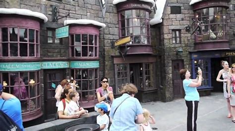 Hogsmeade Village walk-through tour at The Wizarding World of Harry ...