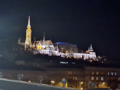 Sehensw Rdigkeiten In Budapest Burgberg Burgpalast Fischerbastei