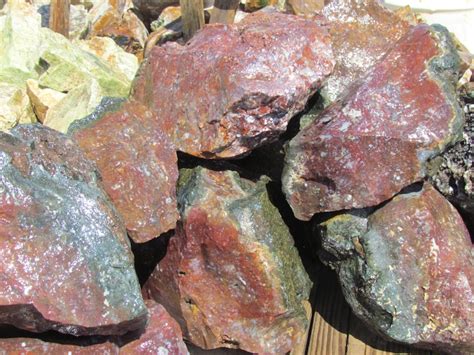 Red & Green Moss Agate - T-Rocks in Quartzsite