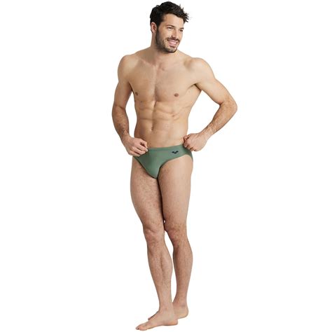 Maillot De Bain Slip Natation Homme Arena Santa Vert OS En 2022