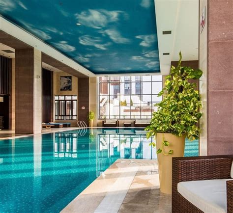 7 отелей в Минске с шикарными бассейнами и SPA/СПА услугами ...