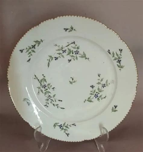 ASSIETTE EN PORCELAINE de Paris décor aux barbeaux XVIIIe EUR 75 00