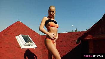 Christen Courtney Shows Her Holes With Dipping Messy Cum Xvideos