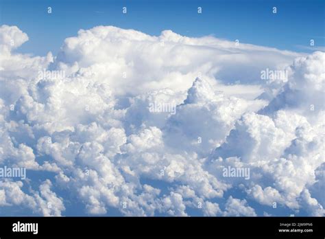 Nubes Cumulus Nube De Desarrollo Vertical Nubes Desde Arriba Tomado