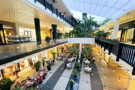 Experience Luxury Shopping At Bal Harbour Shops Miami City Tips