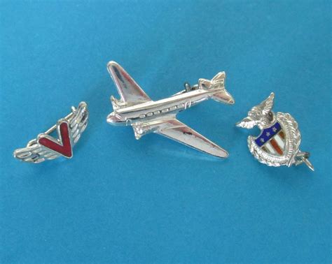Vtg Wwii Victory Pin Wings Airplane Eagle Patriotic Sweetheart Sterling