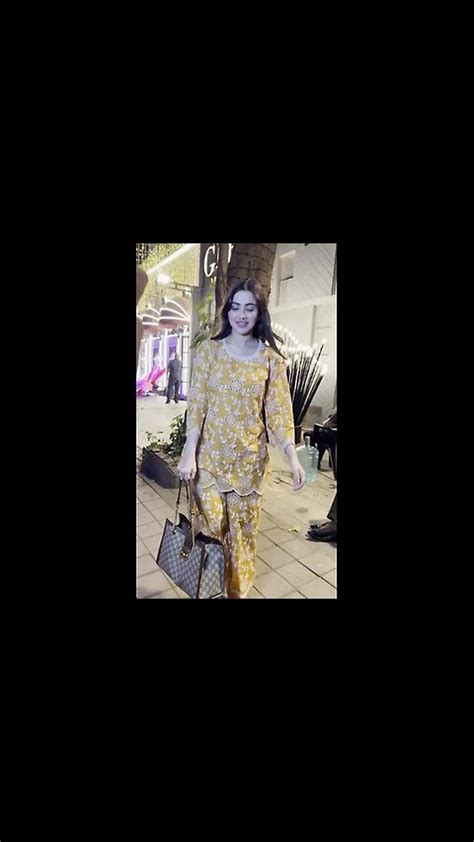 Hot Girl Ravishing Body Hot Girl Steamy Hottie Sexy Girls