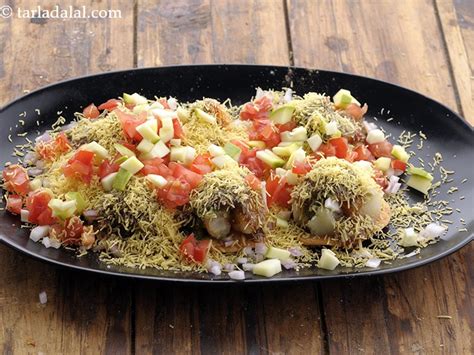 Street Style Sev Puri Mumbai Roadside Sev Puri Homemade Sev Poori