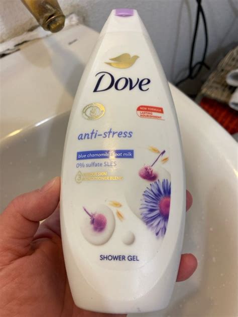 Dove Anti Stress Gel Douche Relaxant Blue Chamomile And Oat Milk 250 Ml