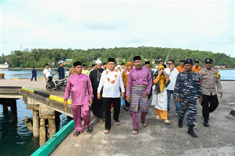 Safari Ramadan Ke Masjid At Taqwa Penuba Gubernur Ansar Tinjau