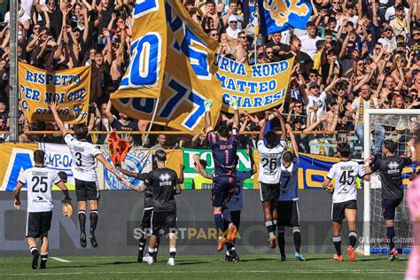 Parma Il Tifo Del Tardini Come Fattore Di Spinta Nel Rush Finale