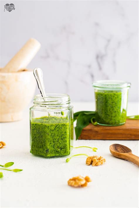 Pesto Di Aglio Orsino E Noci Passionecooking Ricetta Pesto