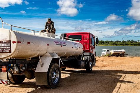 Operação Carro Pipa é Paralisada Por Falta De Recursos Cidades