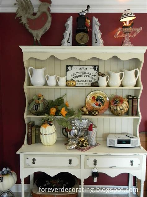 Forever Decorating!: Hutch Decor 101-107