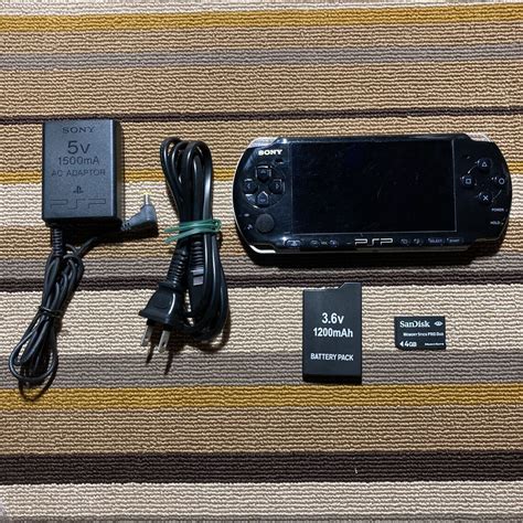 Yahooオークション Psp Psp 3000 ピアノブラック 充電器付き メモリ