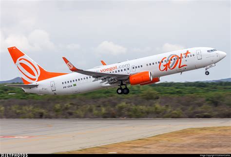 PR GUA Boeing 737 8EH GOL Linhas Aereas EdilsonCarlos JetPhotos