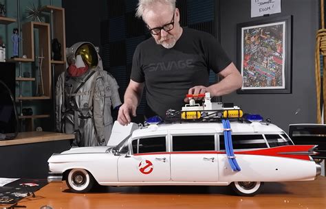Ghostbusters Ecto 1 16 Scale Model Is Huge And Extremely 42 Off
