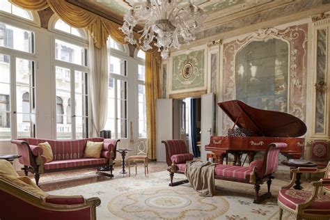 Luxury apartment in Venice: Palazzo Grimani