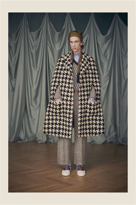 First Look At Alessandro Micheles Debut Collection For Valentino PHOTOS