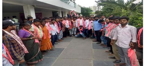 200 Congress Activists Join Trs