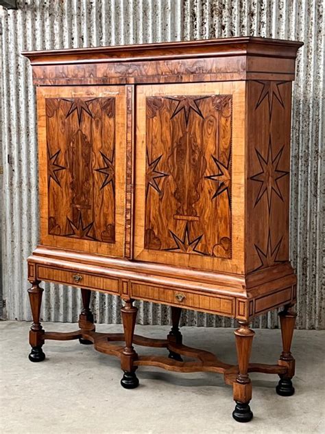 Schrank Mit Stand Barock Burrwood Ebenholz Messing Catawiki