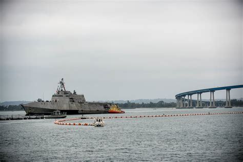 DVIDS - Images - USS Manchester (LCS 14) Homecoming [Image 1 of 7]