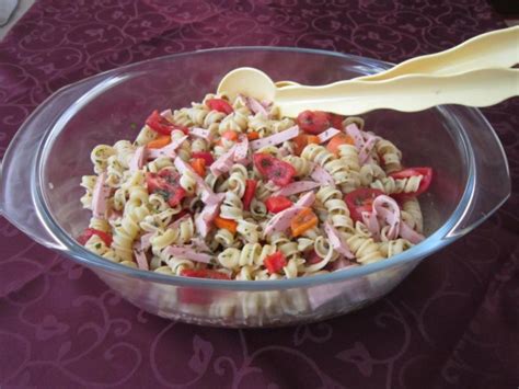 Nudelsalat Ein Leichter Sommersalat Rezept Mit Bild Kochbar De