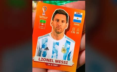 Estampita Del álbum Del Mundial Que Se Vende Hasta En 10 Mil Pesos