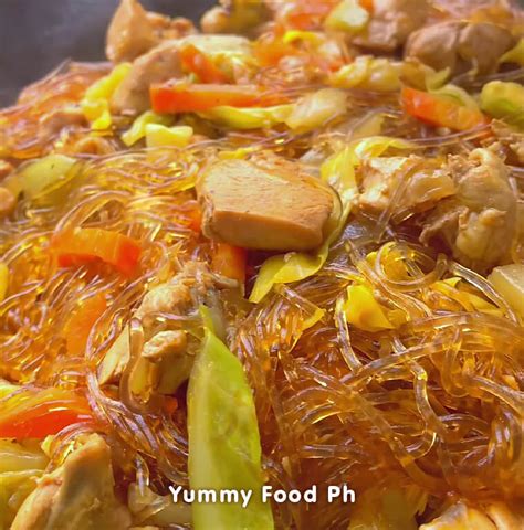 Chicken Pancit Sotanghon Guisado Recipe