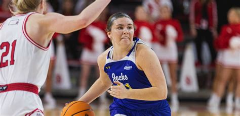 Photos South Dakota State Women Take Down South Dakota In Womens