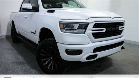 New 2019 Ram 1500 BIG HORN+LIFTED+CREW+V8 White - $72990.0 | Grenier Chrysler Dodge Jeep #19-1353M