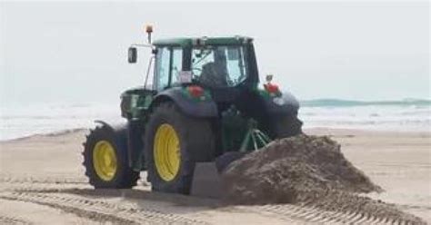 V Deo El Puerto De Sagunto Trabaja A Toda Prisa Para Recuperar Sus Playas